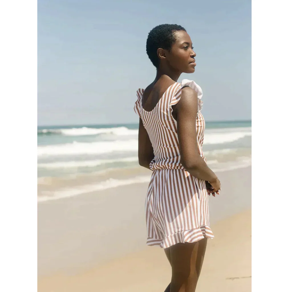 Delfina® | Chic and versatile swimsuit - Image 4