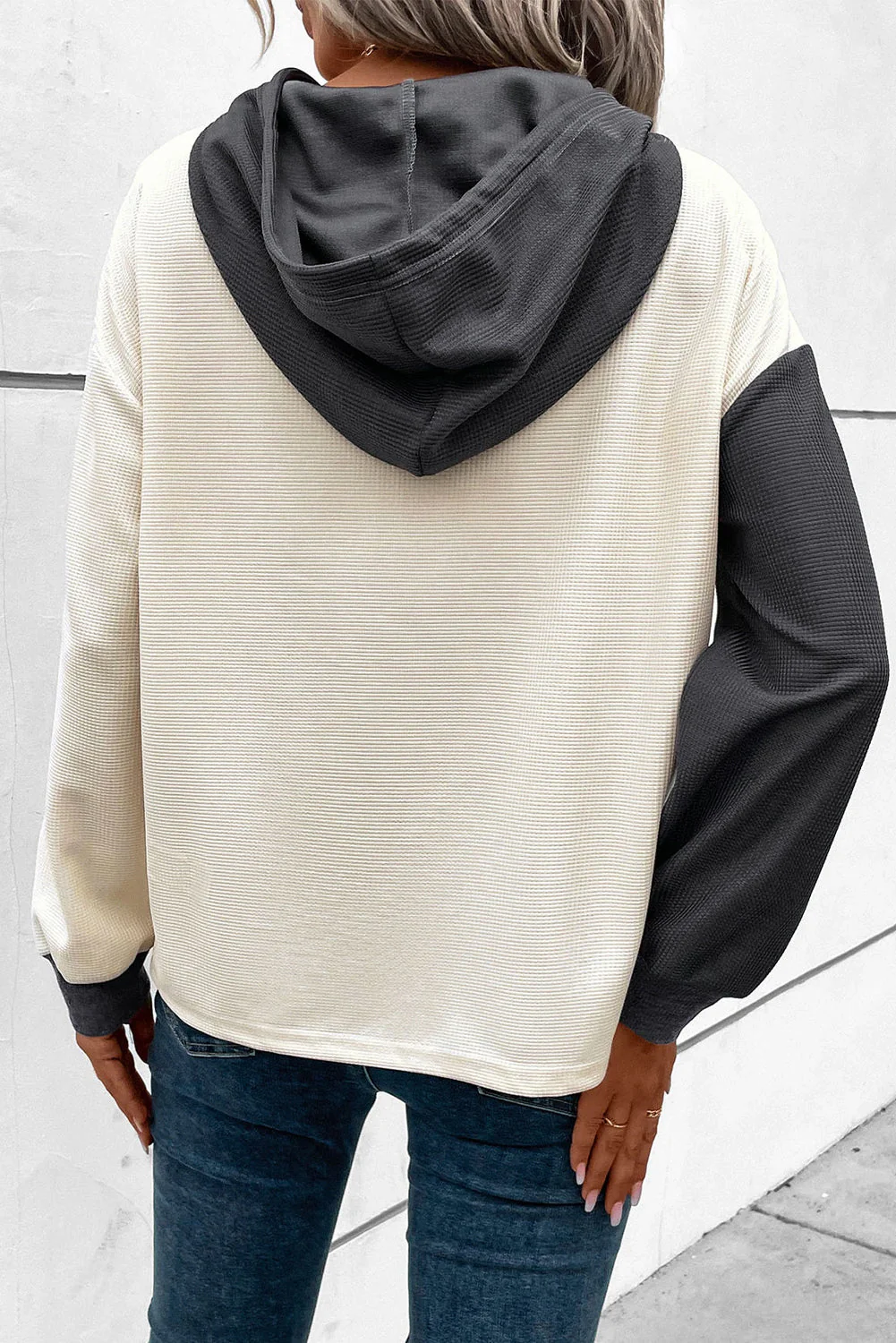 Delfina | Fashionable and minimalist winter hoodie