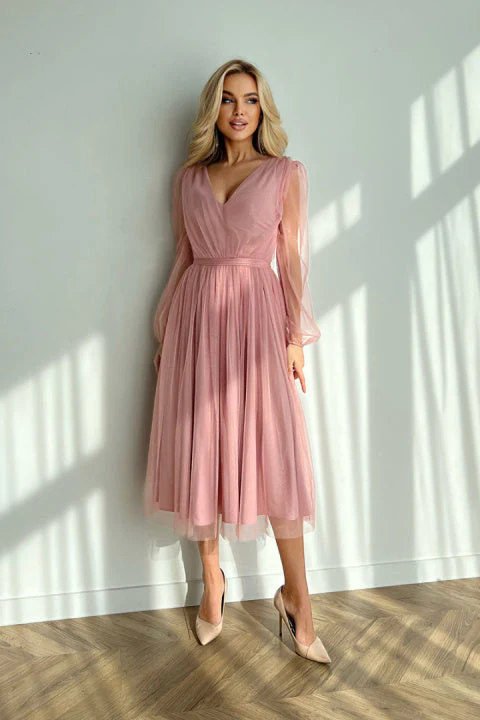 Delia® | Relaxed and timeless dress - Image 4