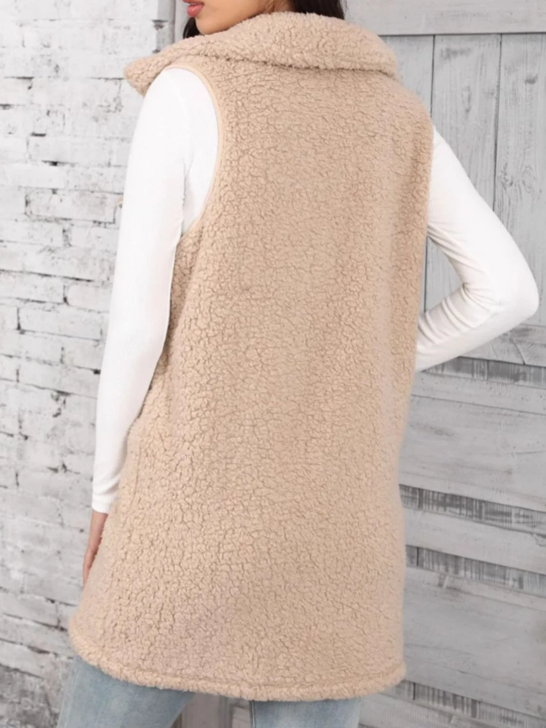 Diana | Buttoned teddy vest coat - Image 2