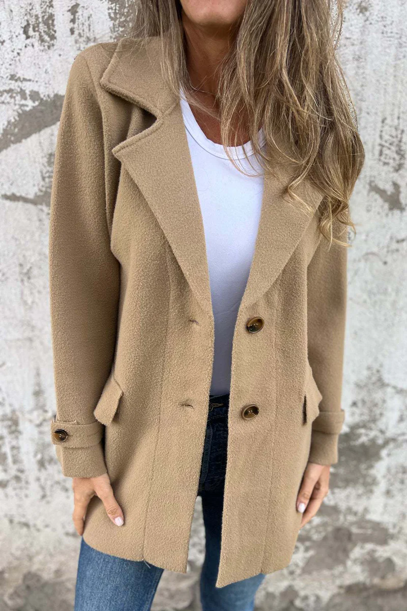 Edith | Casual everyday outerwear with buttons and a large reversible collar - Image 4