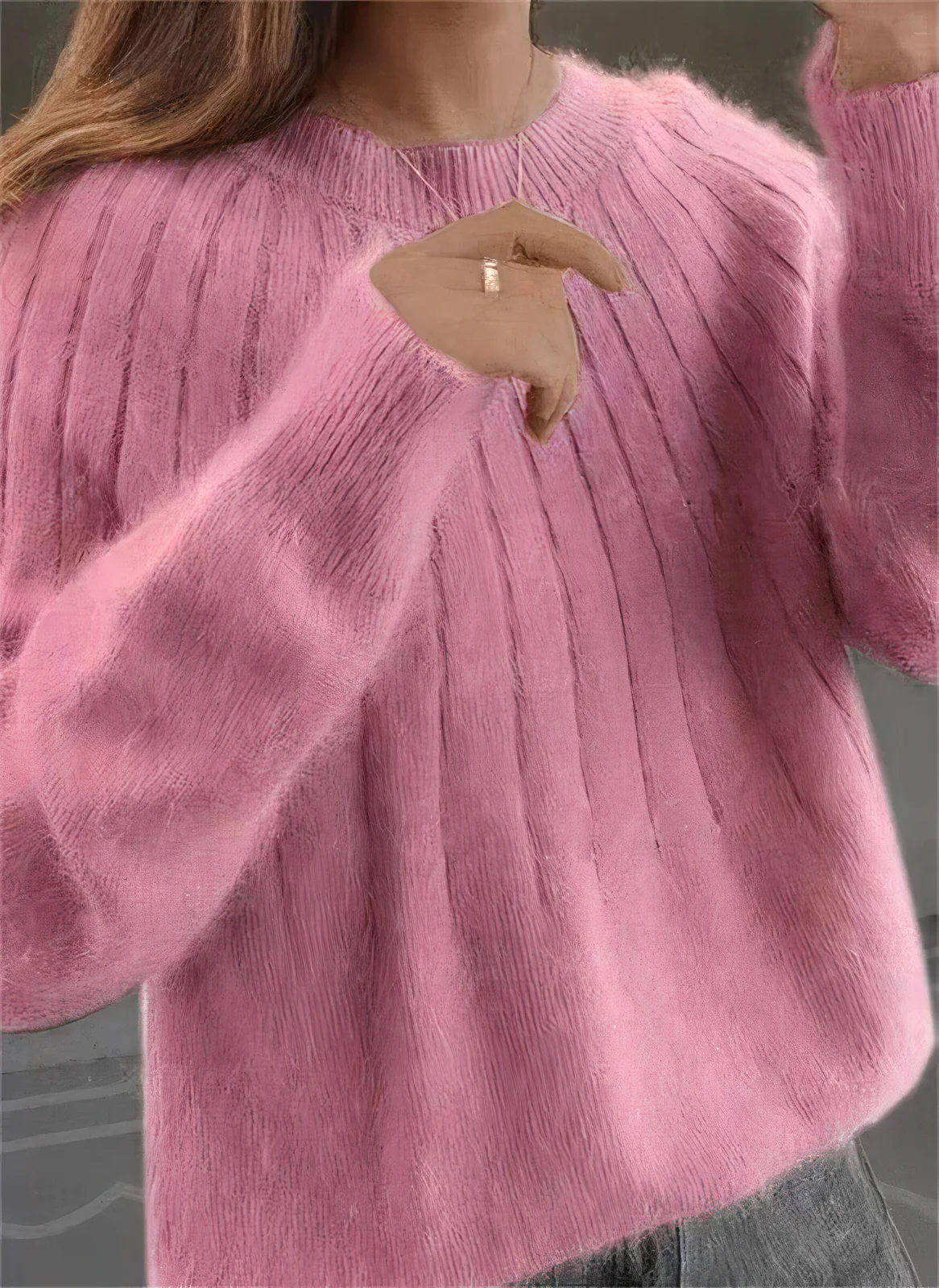 Eleanor | Fluffy knitted sweater - Image 5