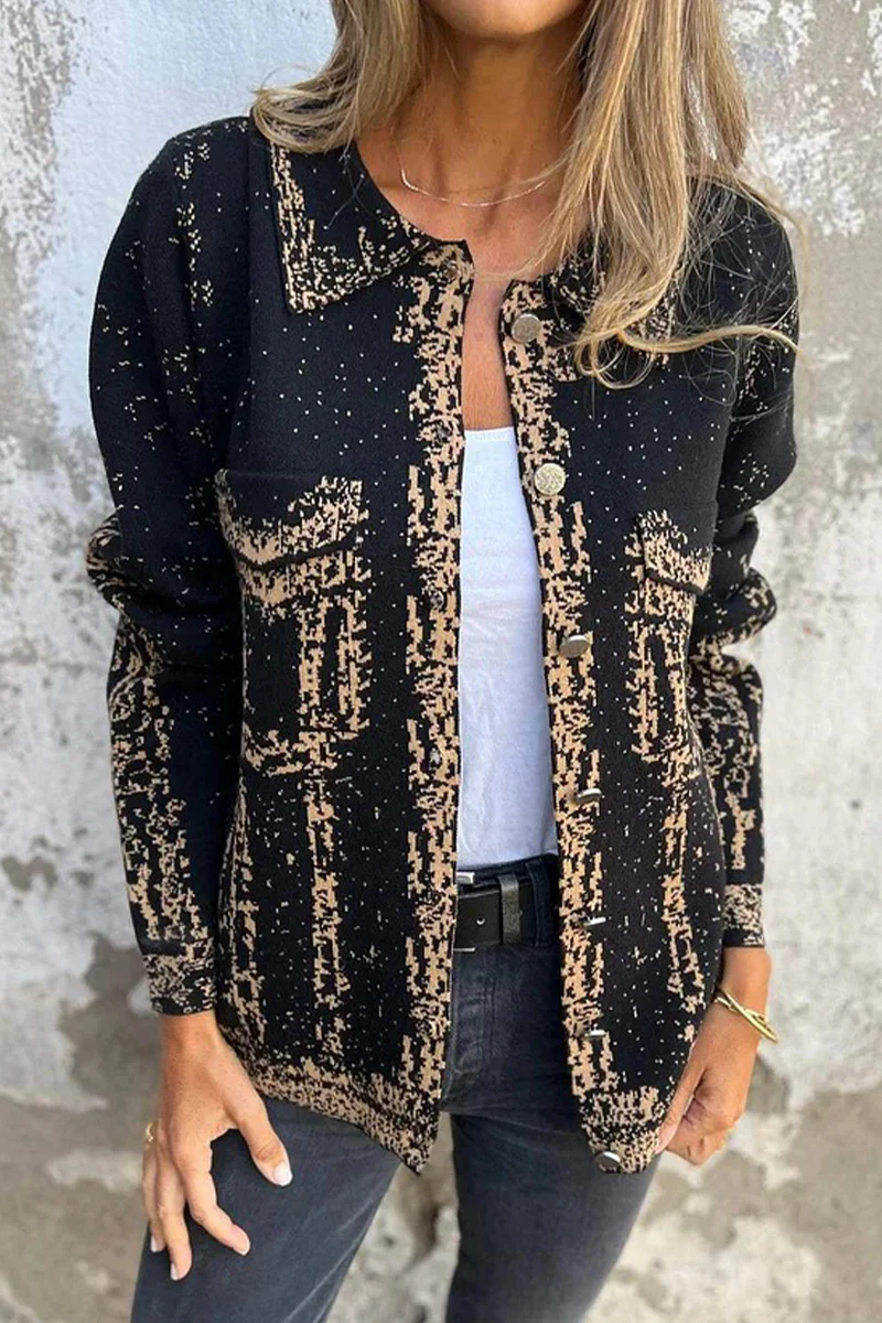 Eliana | Casual outerwear with distressed buttons and turn-down collar - Image 4