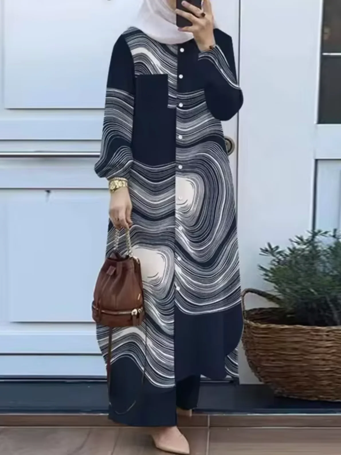 Elisa | Elegant two-piece set of trousers and dress - Image 2