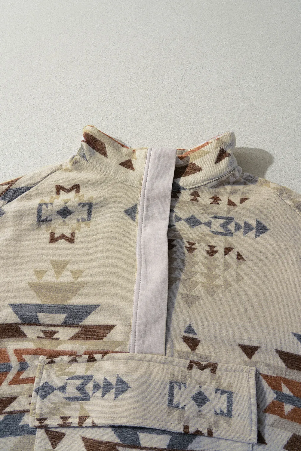 Emilia | Long-sleeved sweatshirt with a geometric collar neckline - Image 4