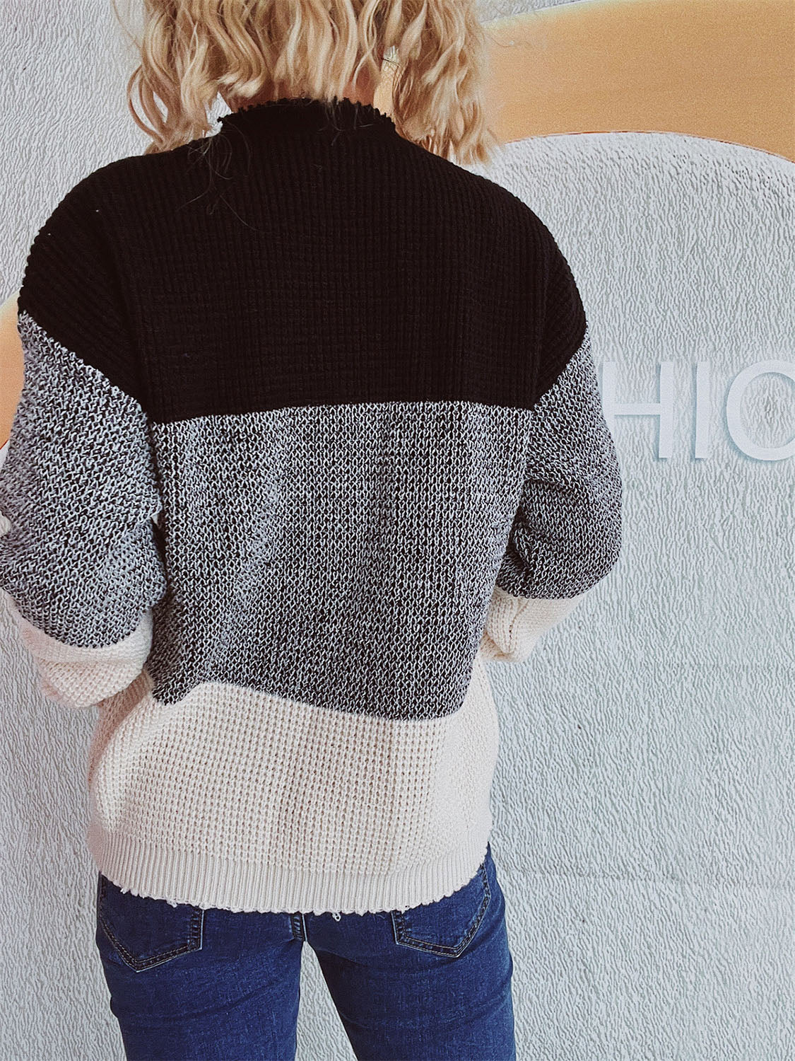 Emilie | Long sleeve sweater with a color block design - Image 2
