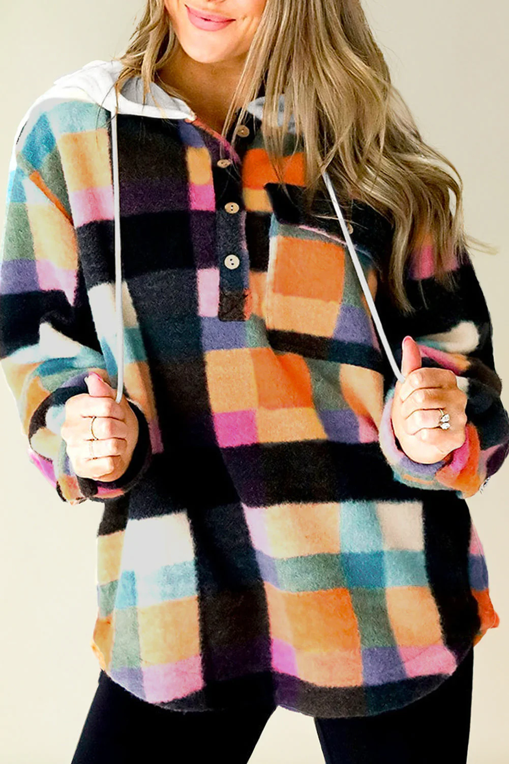 Emma | Chic and relaxed winter hoodie - Image 16