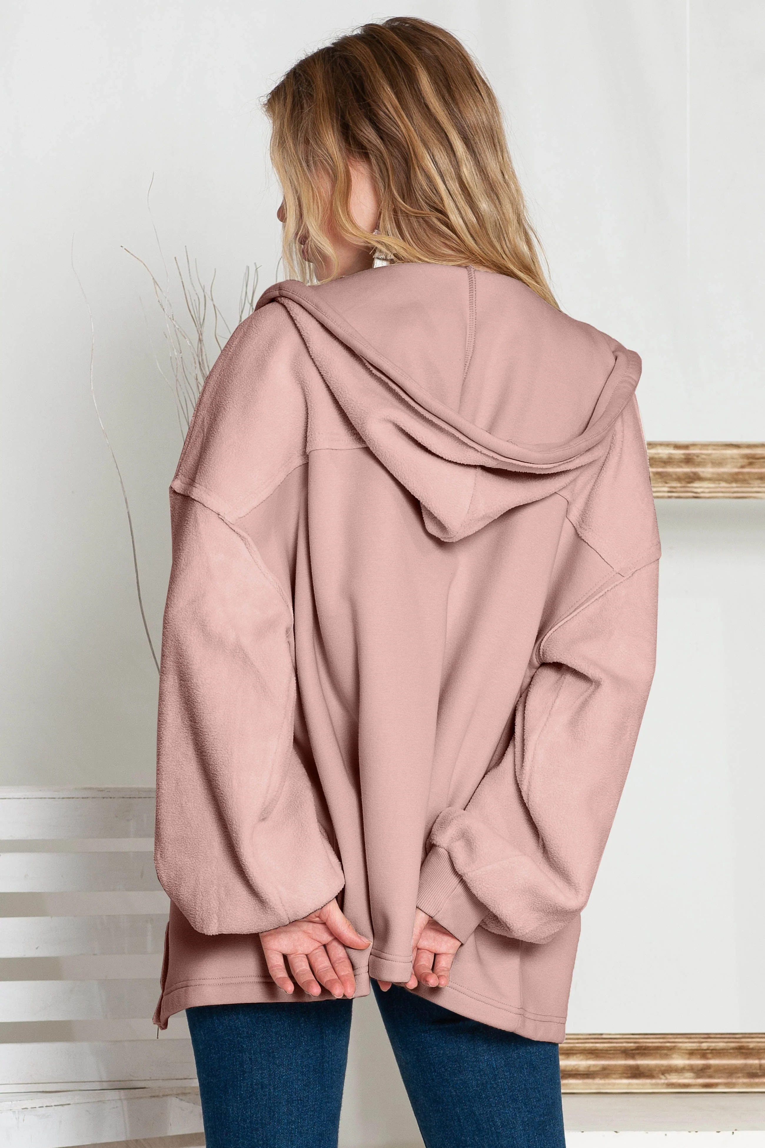 Eugenia® | Fashionable and effortless winter garment - Image 4