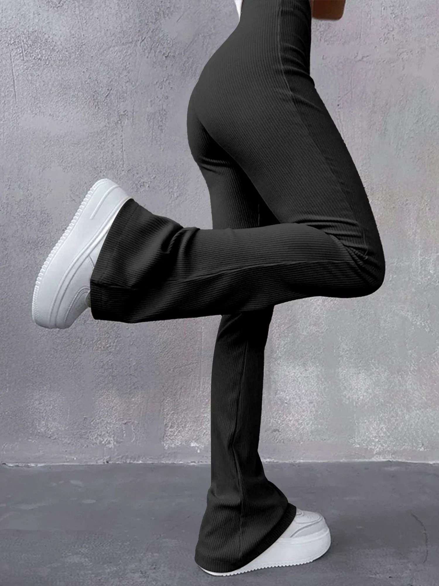 Eugenia® | Ribbed Flared Trousers High Waist - Image 2