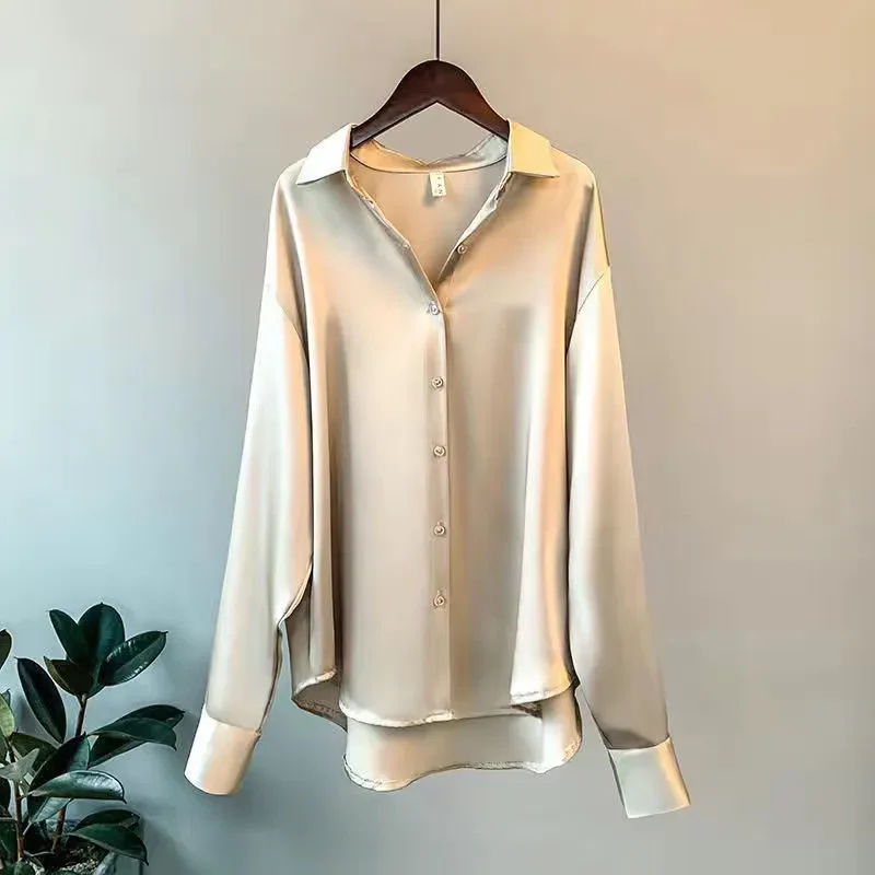 Eugenia® | Women's long-sleeved polo blouse - Image 4