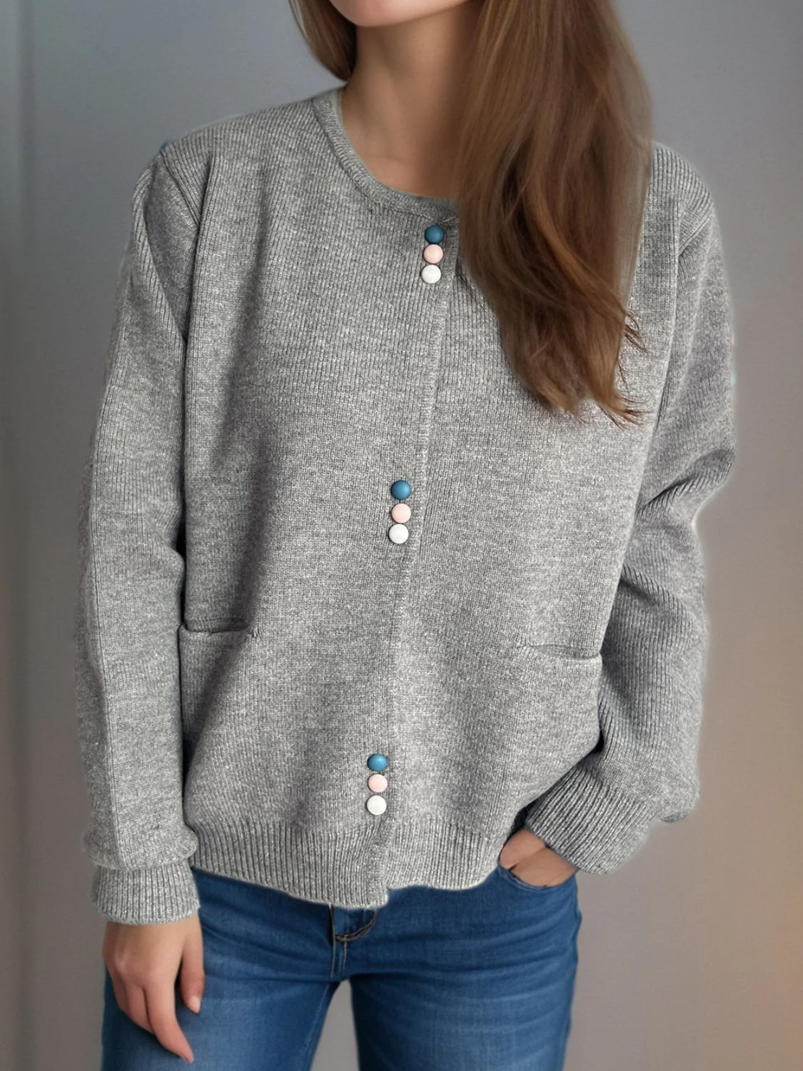 Eulalia | Long sleeve cardigan with buttons and pockets - Image 17