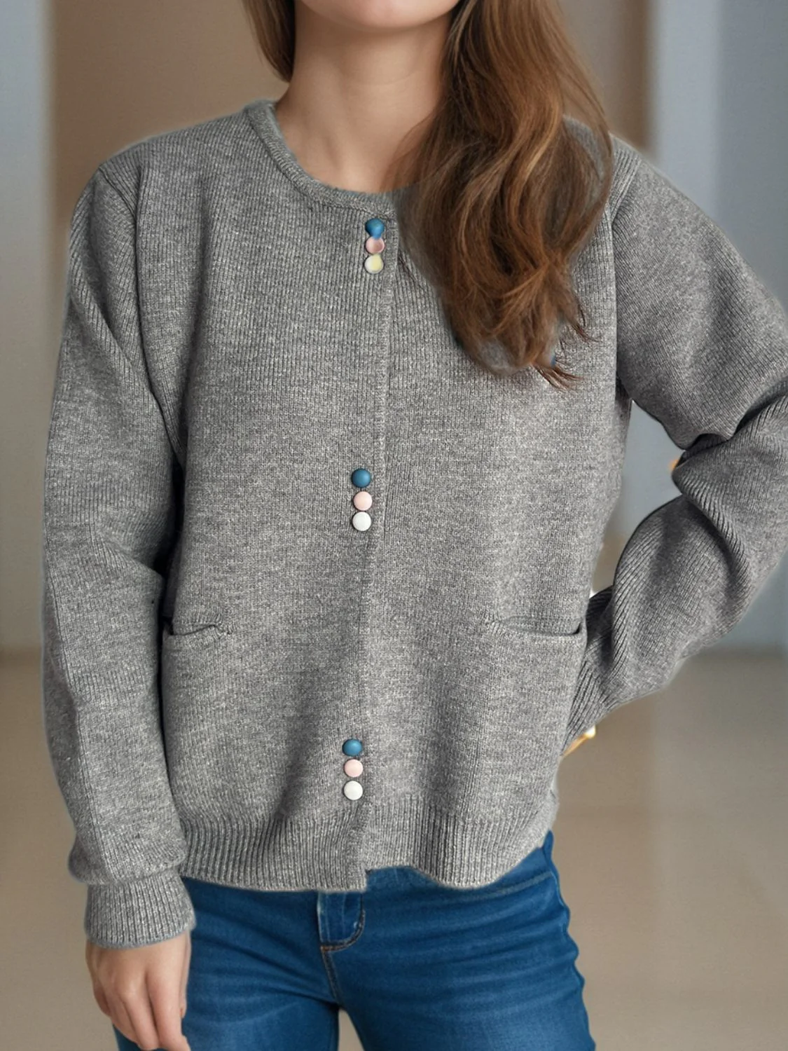 Eulalia | Long sleeve cardigan with buttons and pockets - Image 18