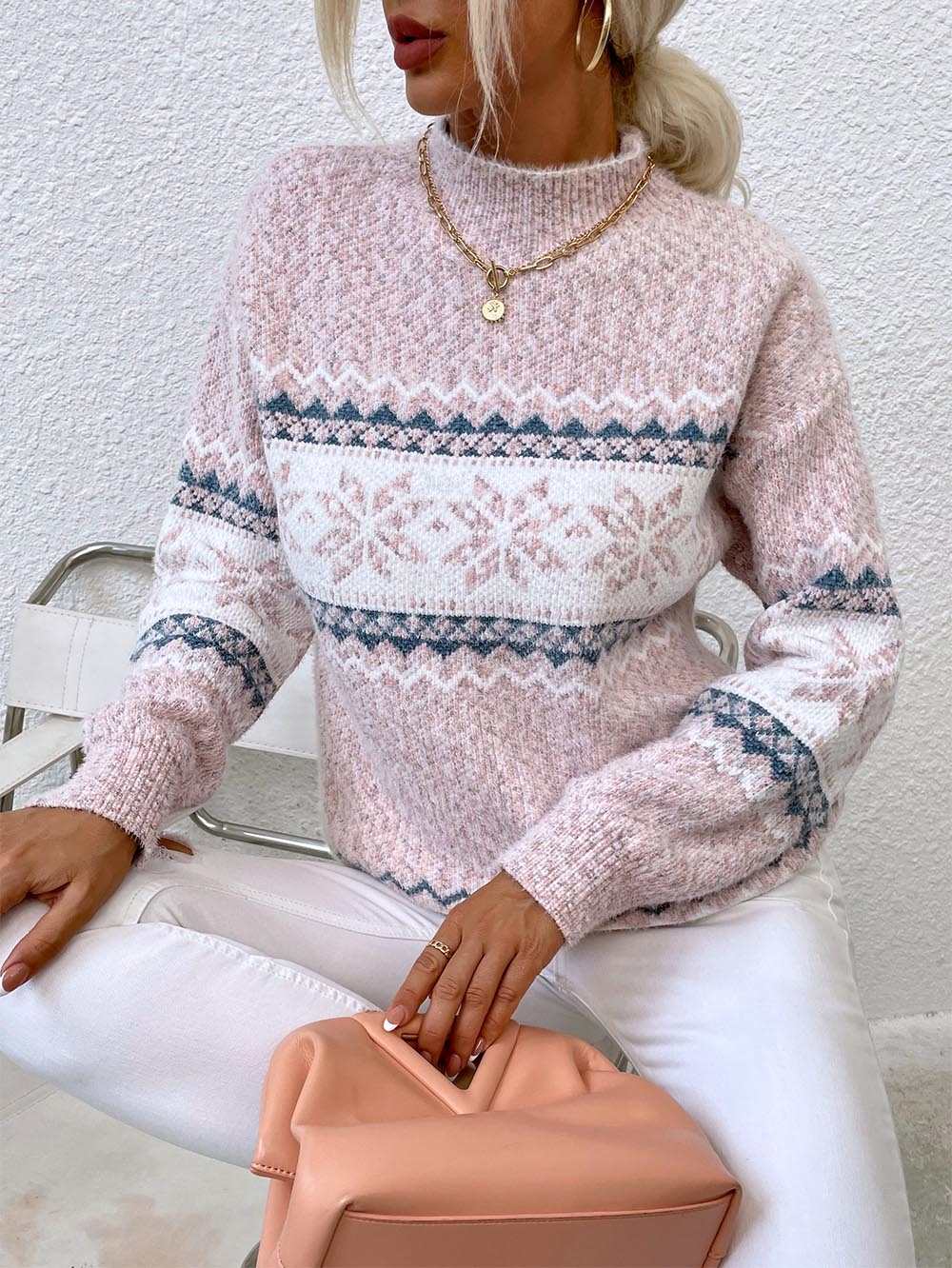 Evelyn | Mid-length sweater with a Christmas snowflake knit - Image 7