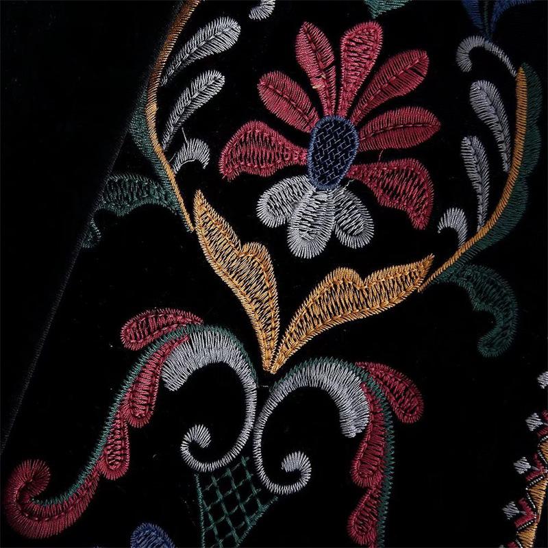 Fabiola | Fashionable and uncomplicated winter coat - Image 2