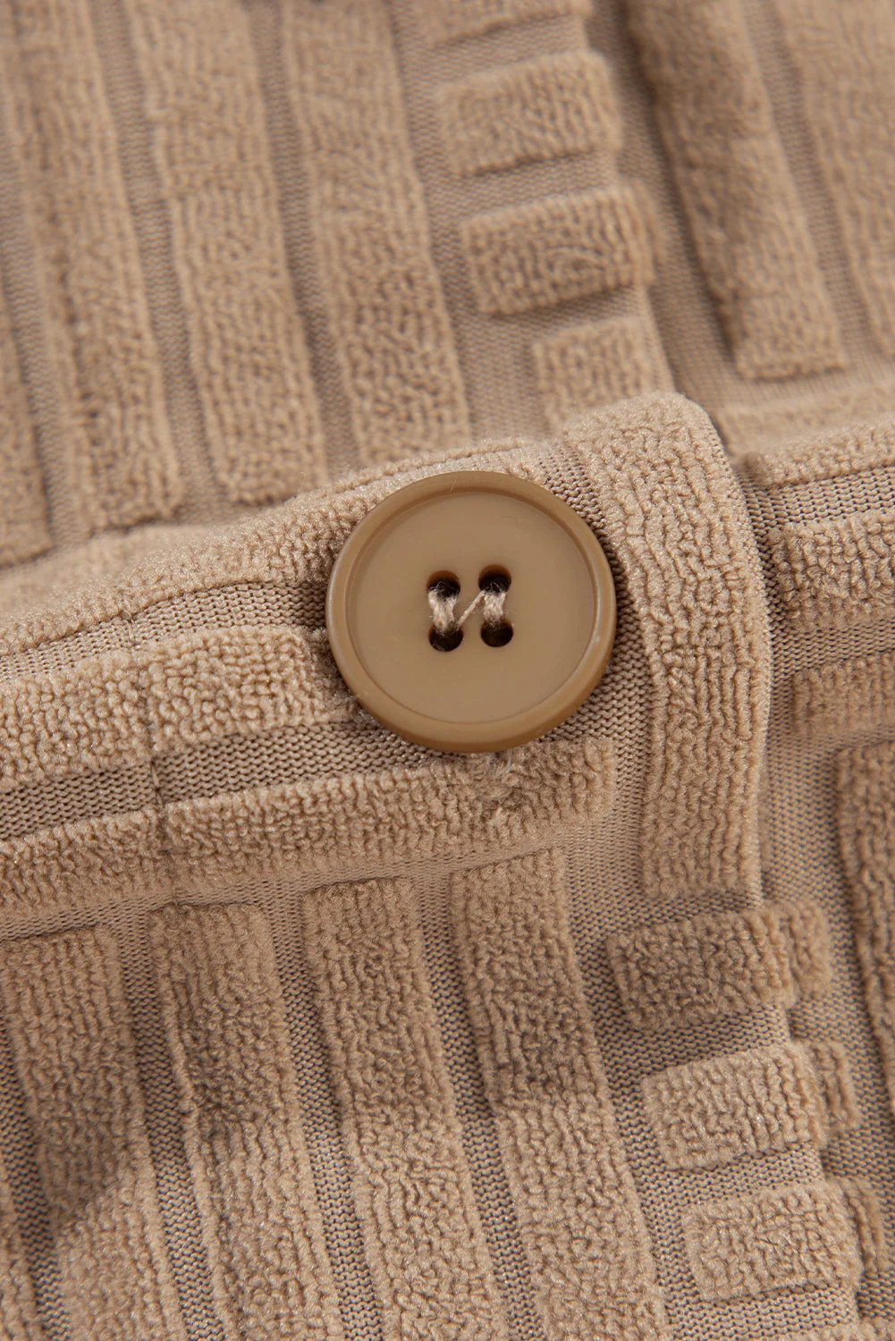 Fatima | Fashionable and minimalist winter garment - Image 10