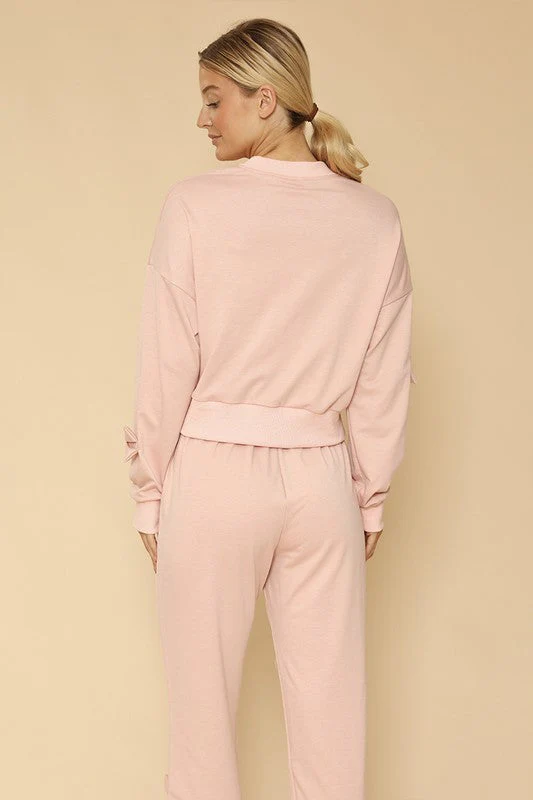 Fernanda | Crew neck sweatshirt with 3D bow - Image 2