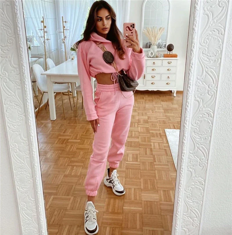 Fiorella® | Stylish and comfortable tracksuit for women at home - Image 6