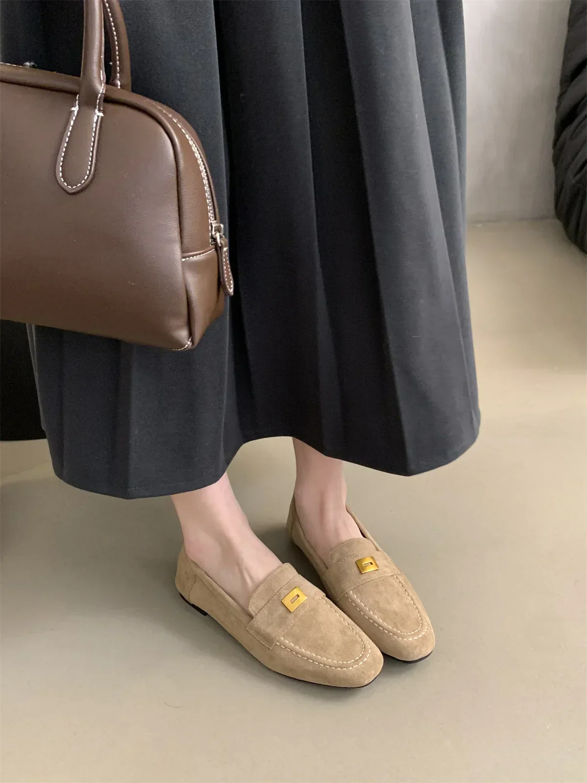 Flavia® | British Shoes Made Of Lightweight Suede - Image 3