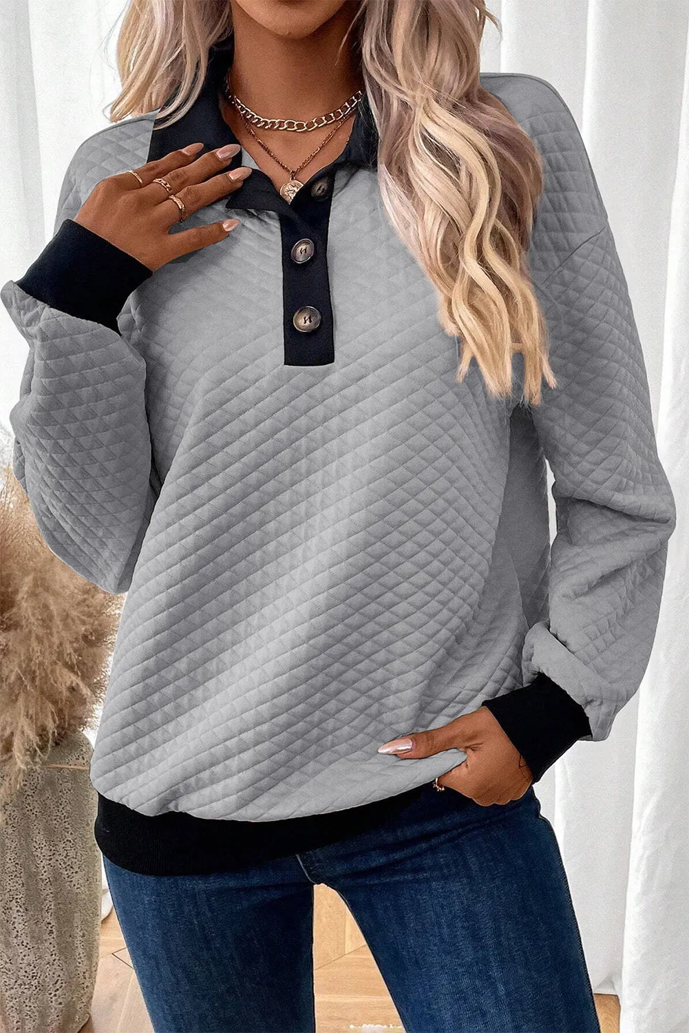 Francisca | Structured, long-sleeved collared top - Image 5