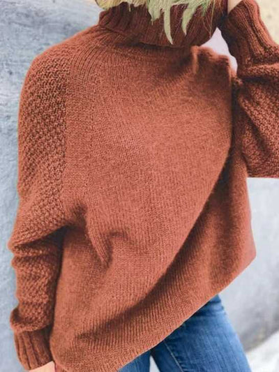Gabriela | Fashionable and effortless winter sweater - Image 4