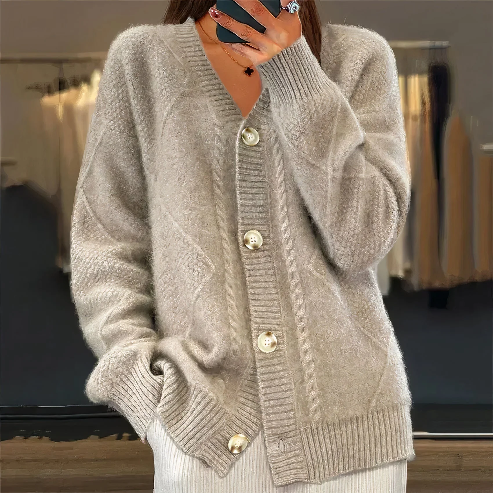 Gabriela® | Soft sweatshirt - Image 4