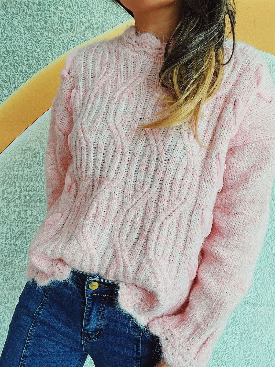 Gabriella | Long-sleeved sweater with dropped shoulders and a wavy hem - Image 5