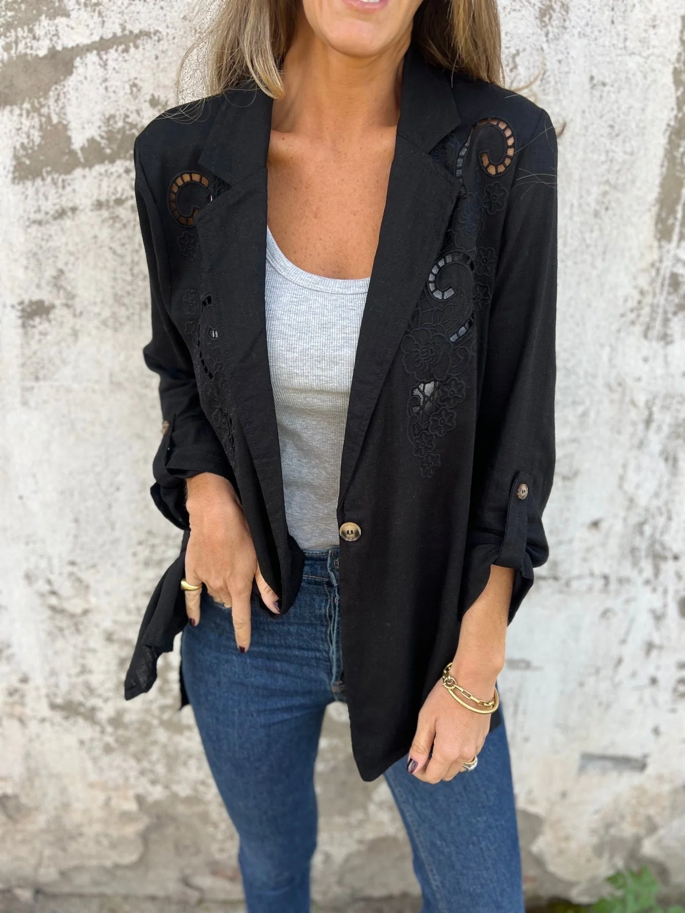 Genoveva | Shirt with embroidery - Image 6