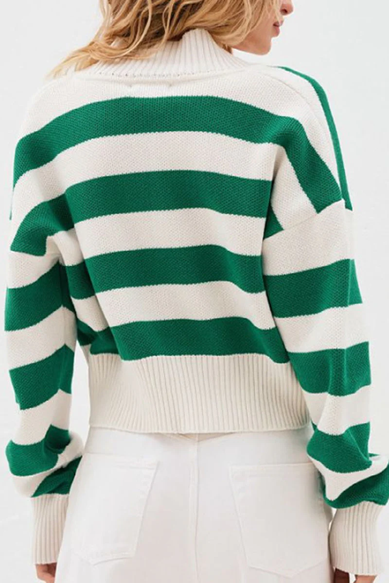 Genoveva | Streetwear outerwear with striped contrast fabric and V-neck - Image 6