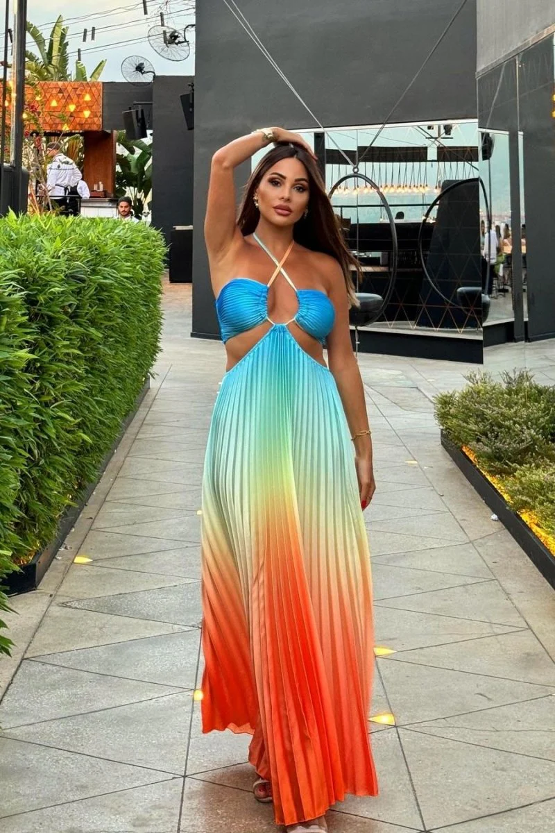 Georgina® | Pleated Gradient Maxi Dress - Image 7