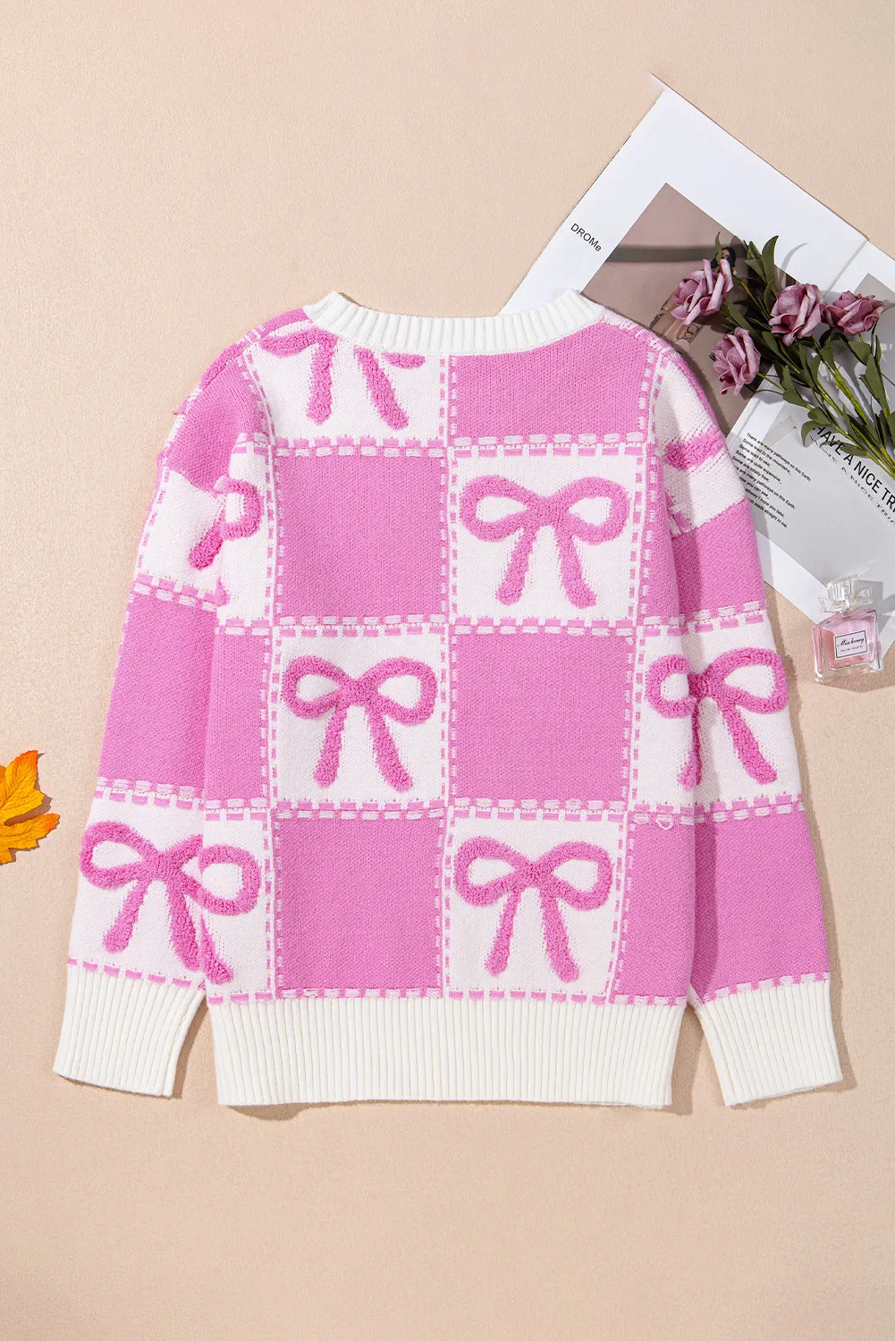 Geraldine | Long-sleeved sweater with bow and crew neck - Image 4