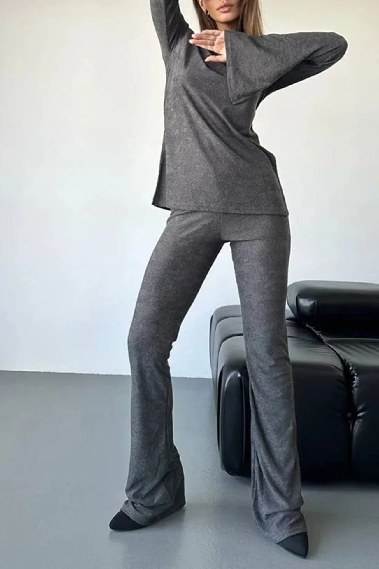 Gina | Solid set with knitted tops and long pants with flared sleeves - Image 5