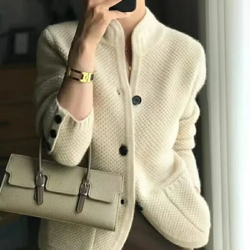 Gina® | Sophisticated and cozy cardigan