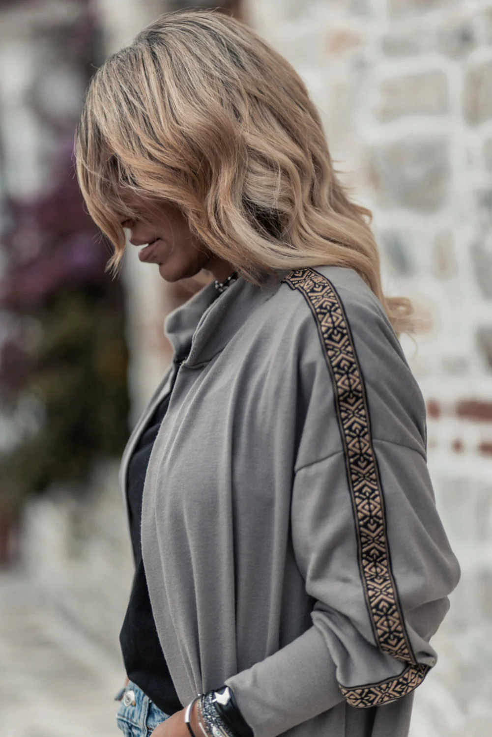 Gloria | Classic and elegant winter cardigan - Image 3