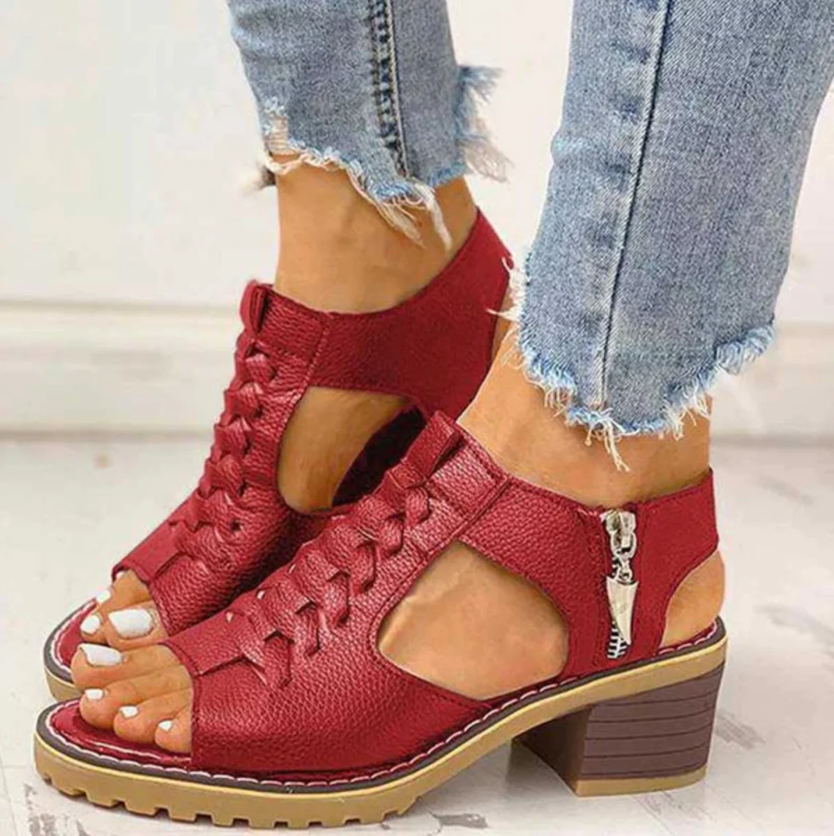 Gloria® | Classic Round Toe Sandals - Image 4