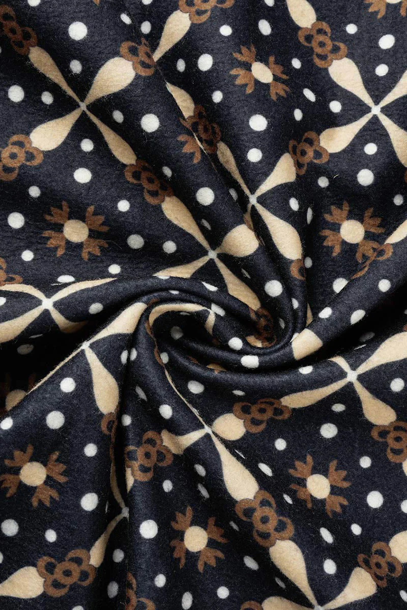 Guadalupe | Trendy and elegant winter clothing item - Image 2