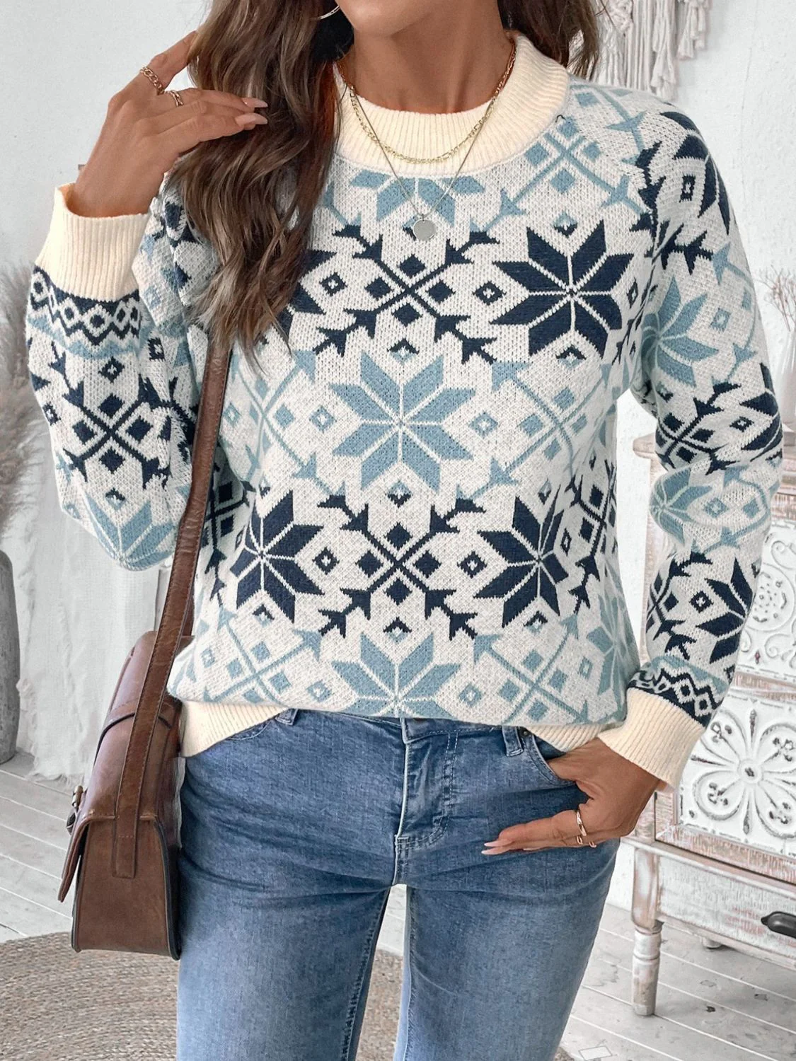 Guillermina | Perfee Graphic crew neck long sleeve sweater