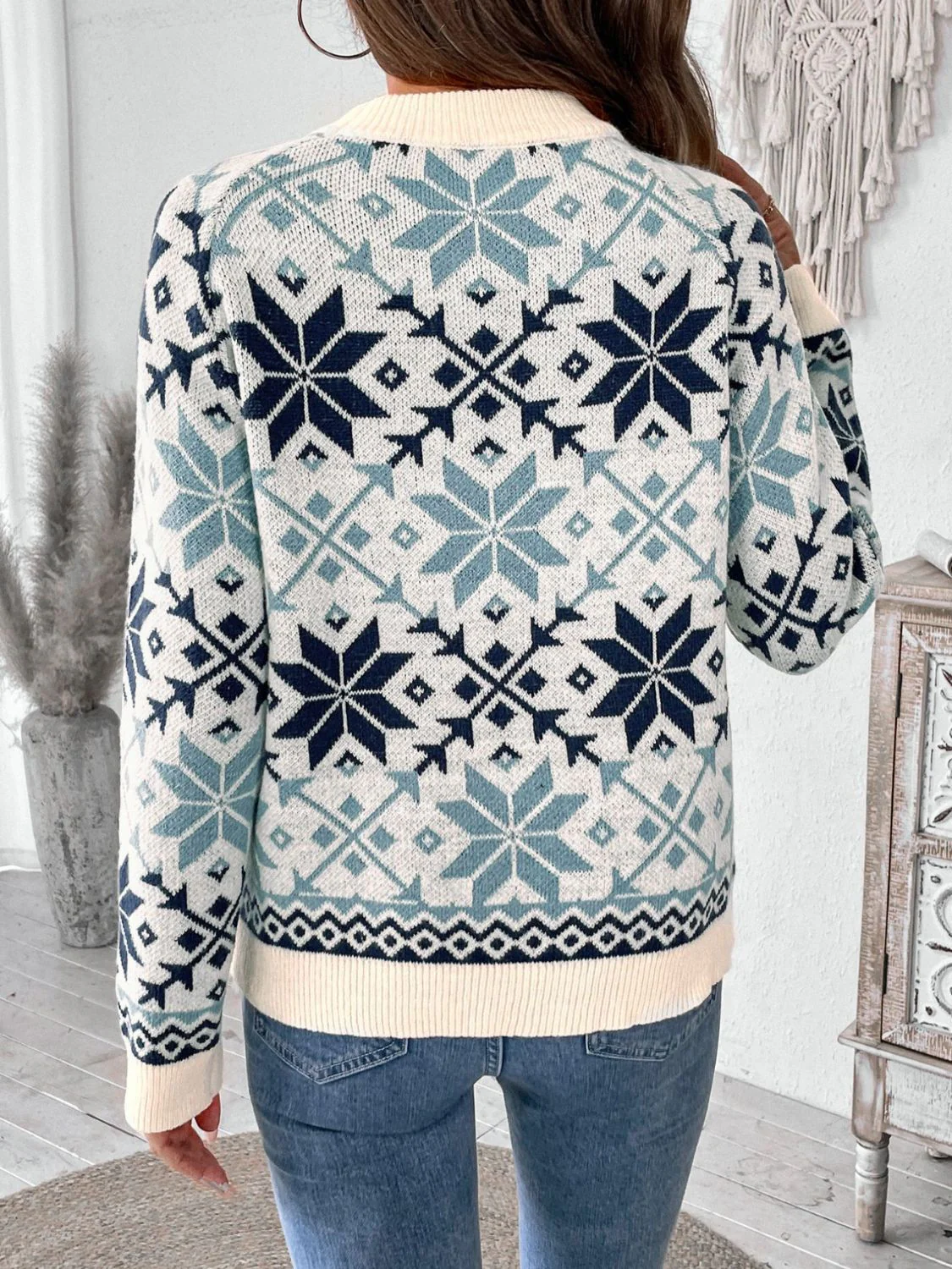 Guillermina | Perfee Graphic crew neck long sleeve sweater - Image 2