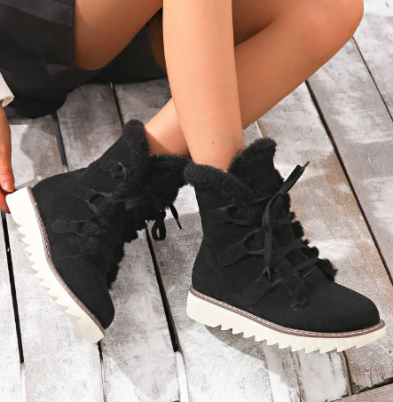 Guillermina | Thick lace-up snow boots with fleece lining - Image 2