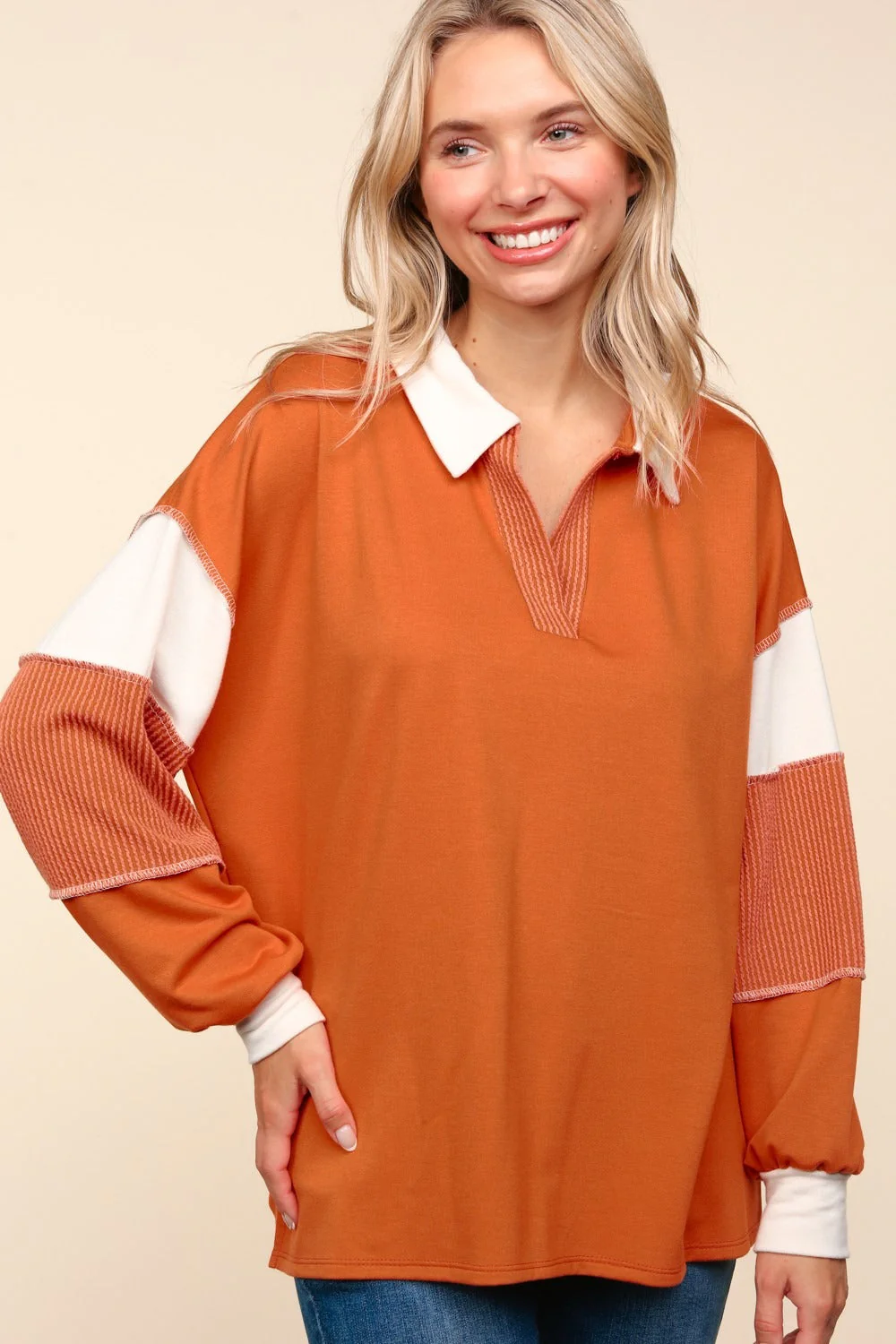 Helena | Haptics long sleeve top with exposed seam in color block look - Image 5