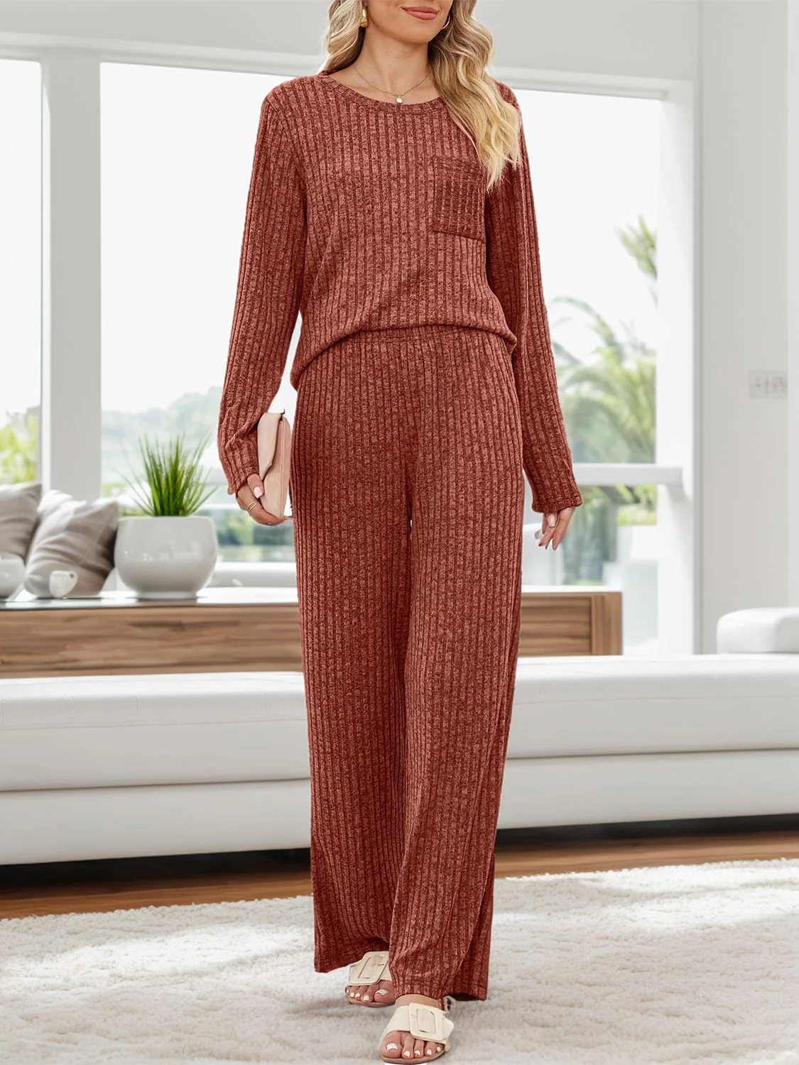 Henriette | Set consisting of a long-sleeved top and crew-neck trousers - Image 5