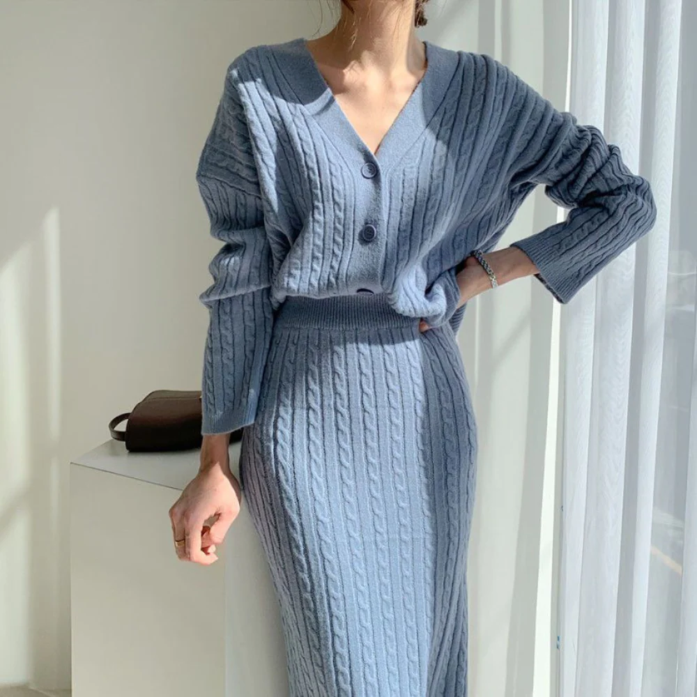 Herma® | Knitted top and skirt set