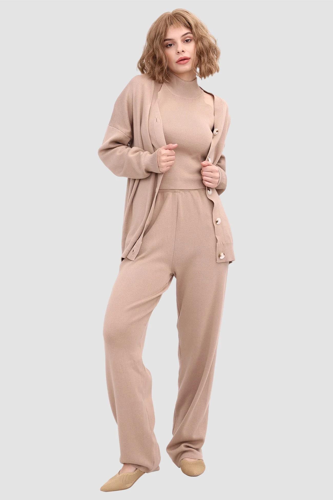 Hilda | Knitted crop tank top, pants and dressing gown - Image 6