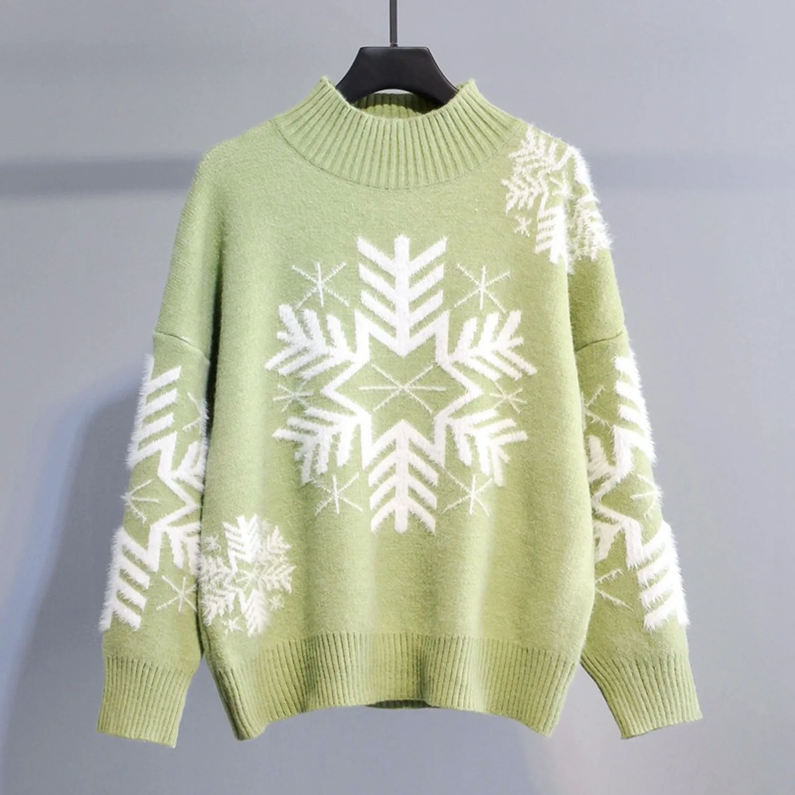 Hilda | Warm knitted turtleneck sweater with snowflake embroidery for women - Image 3