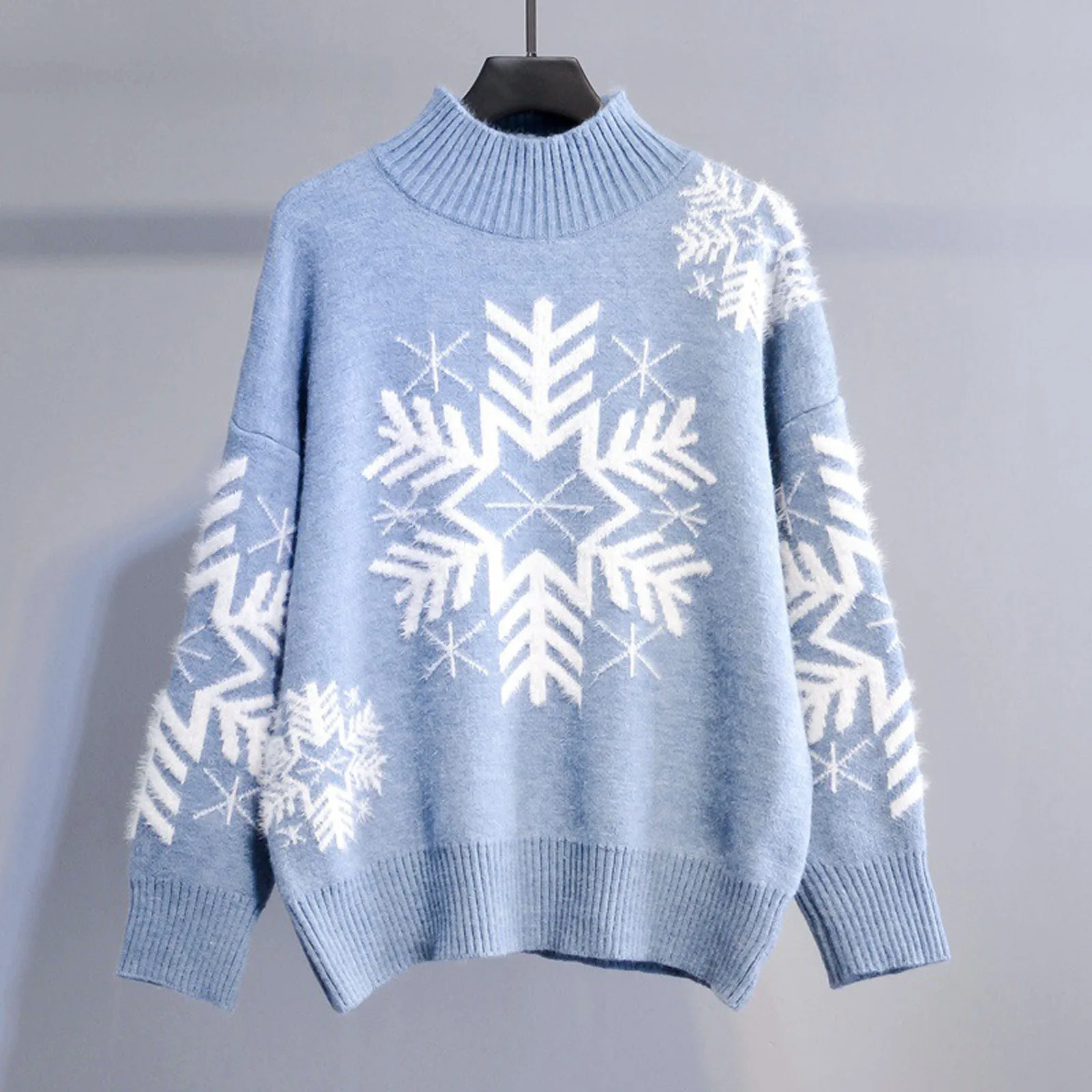 Hilda | Warm knitted turtleneck sweater with snowflake embroidery for women - Image 4