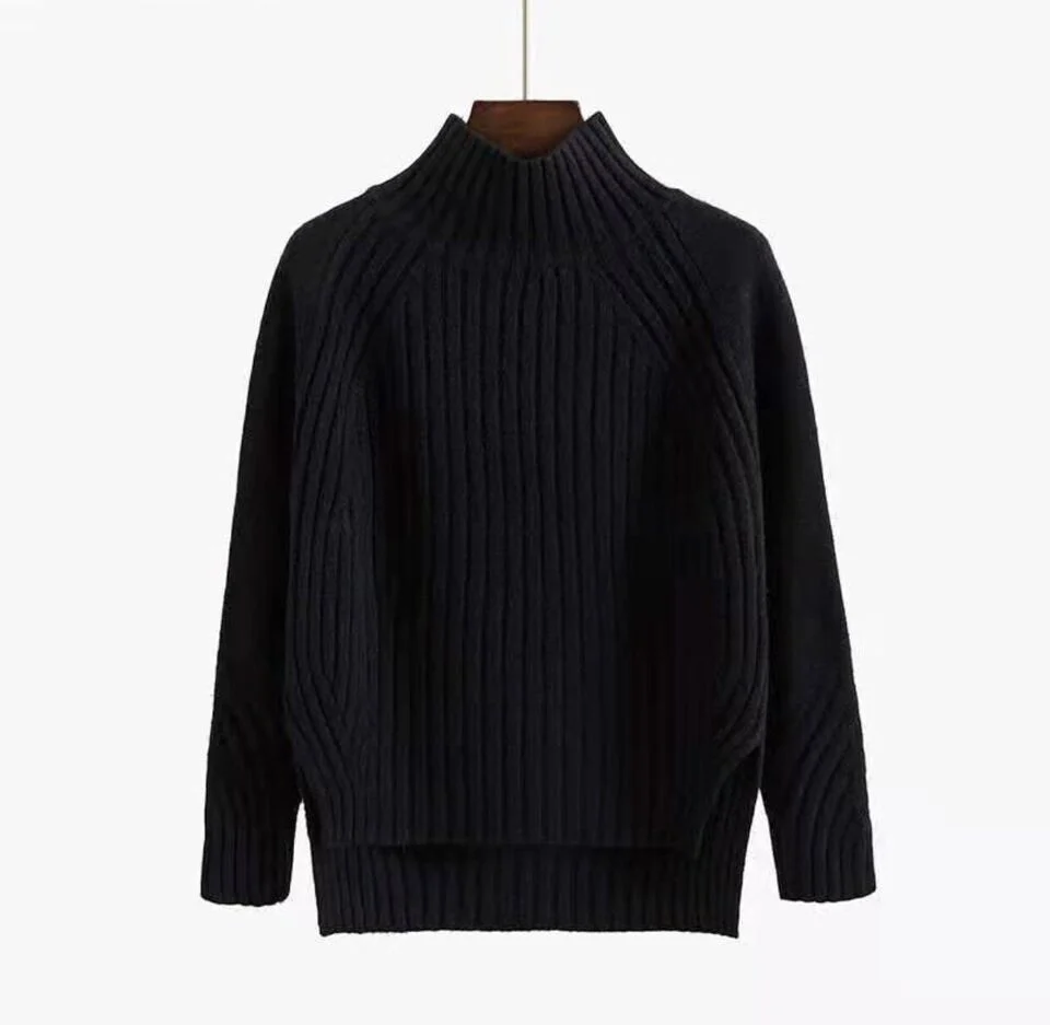 Hilde | Sweater with timeless elegance for women - Image 2
