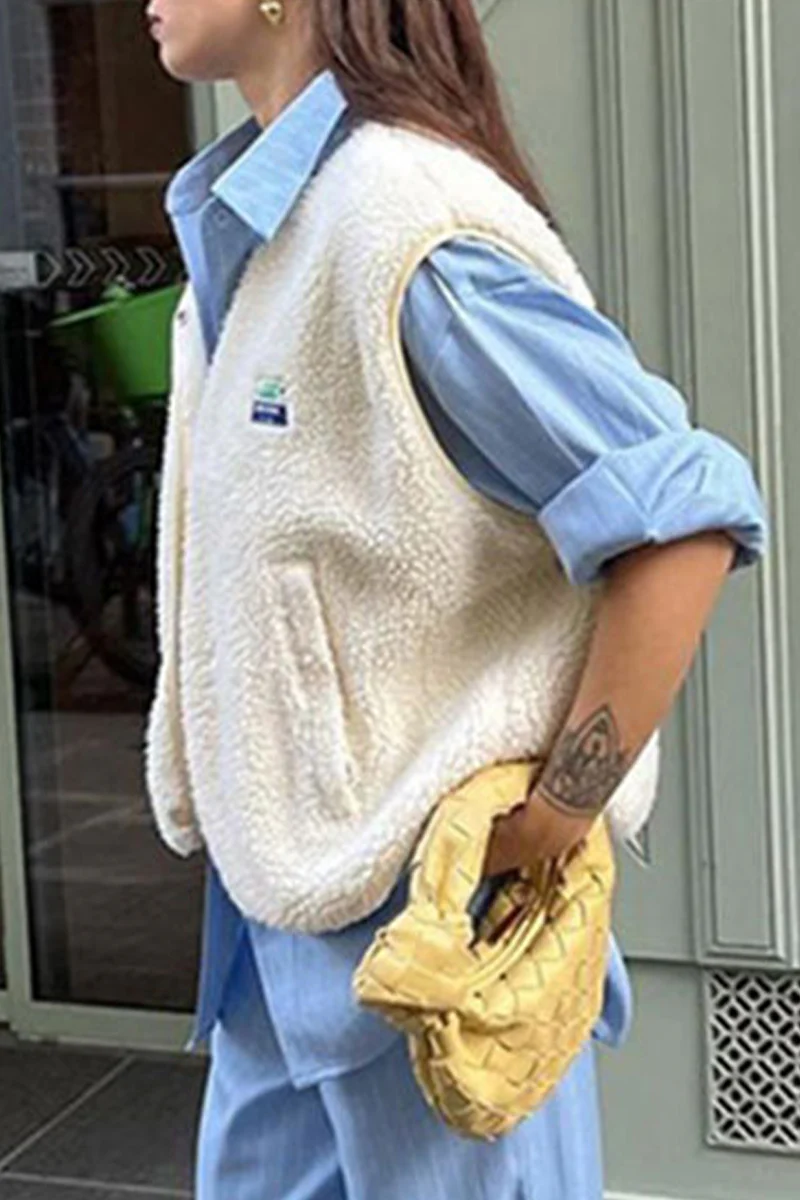 Holly | Casual street pocket buttons, fluffy O-neck vests - Image 9