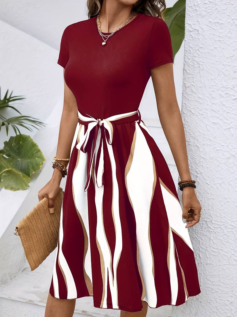 Holly® | Elegant Short-Sleeved Dress With Self-Tie Belt - Image 2