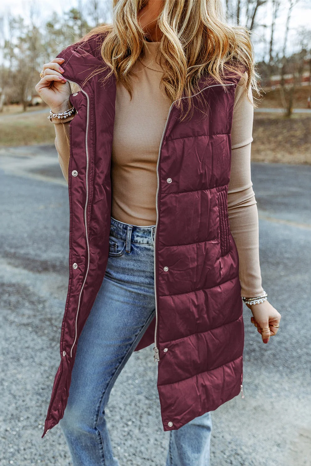Hortensia | Long, sleeveless, padded hooded coat - Image 16