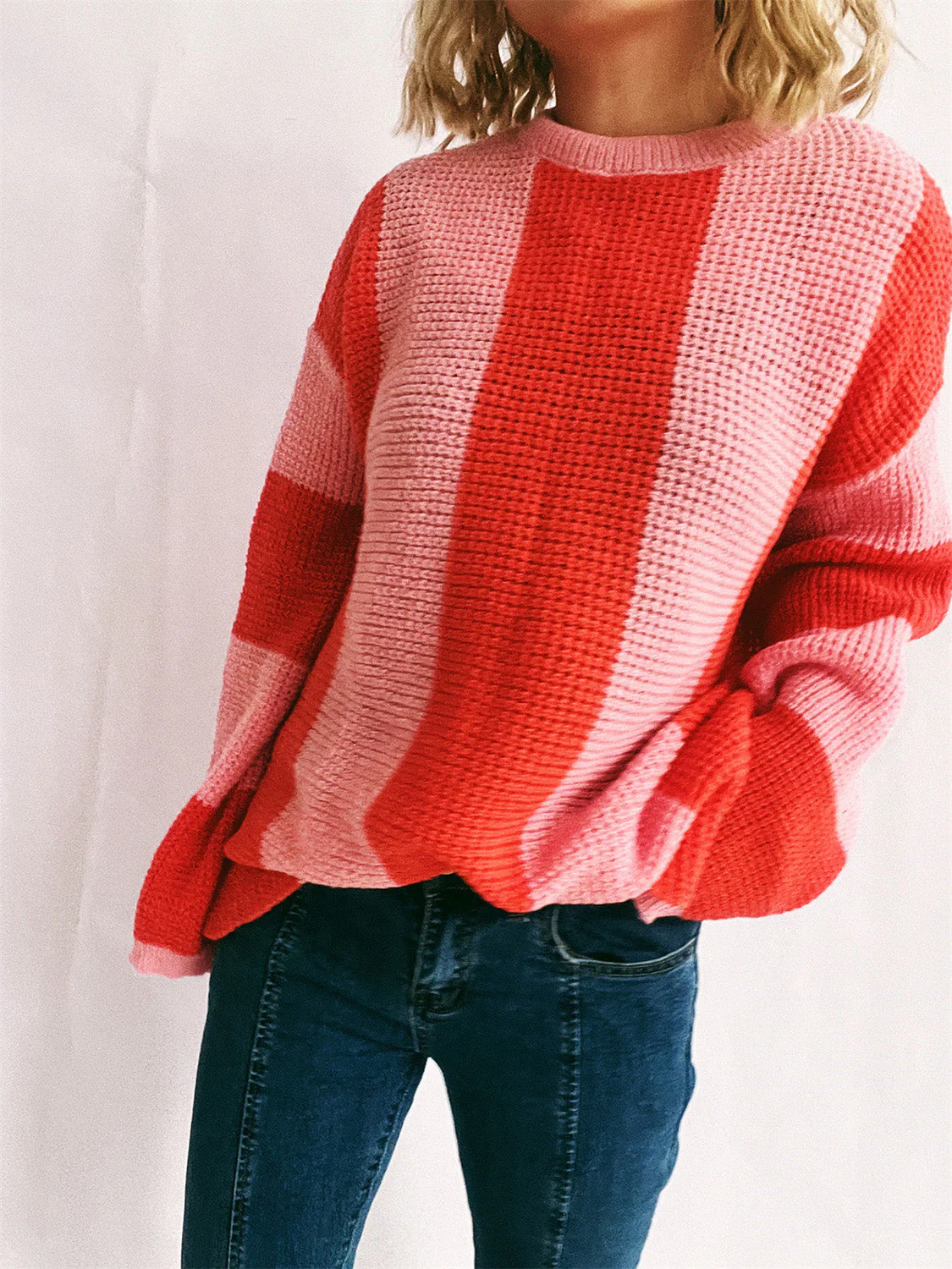 Ida | Color block sweater with a crew neck and long sleeves - Image 8