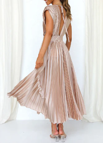 Ilaria® | Elegant Dress With Sleeves - Image 34